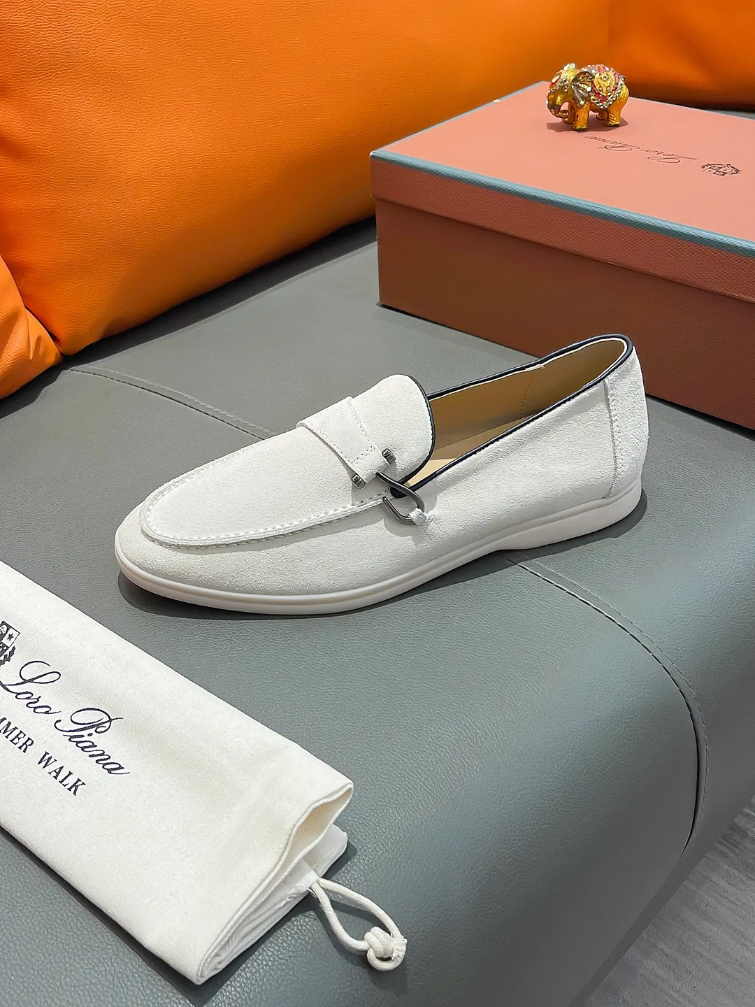 Men's shoes LORO PIANA "LP" P420 Regular size: 38-44 (casual shoes) Product materials: Selected high-mercerized suede upper, comfortable sheepskin lining; original outsole.